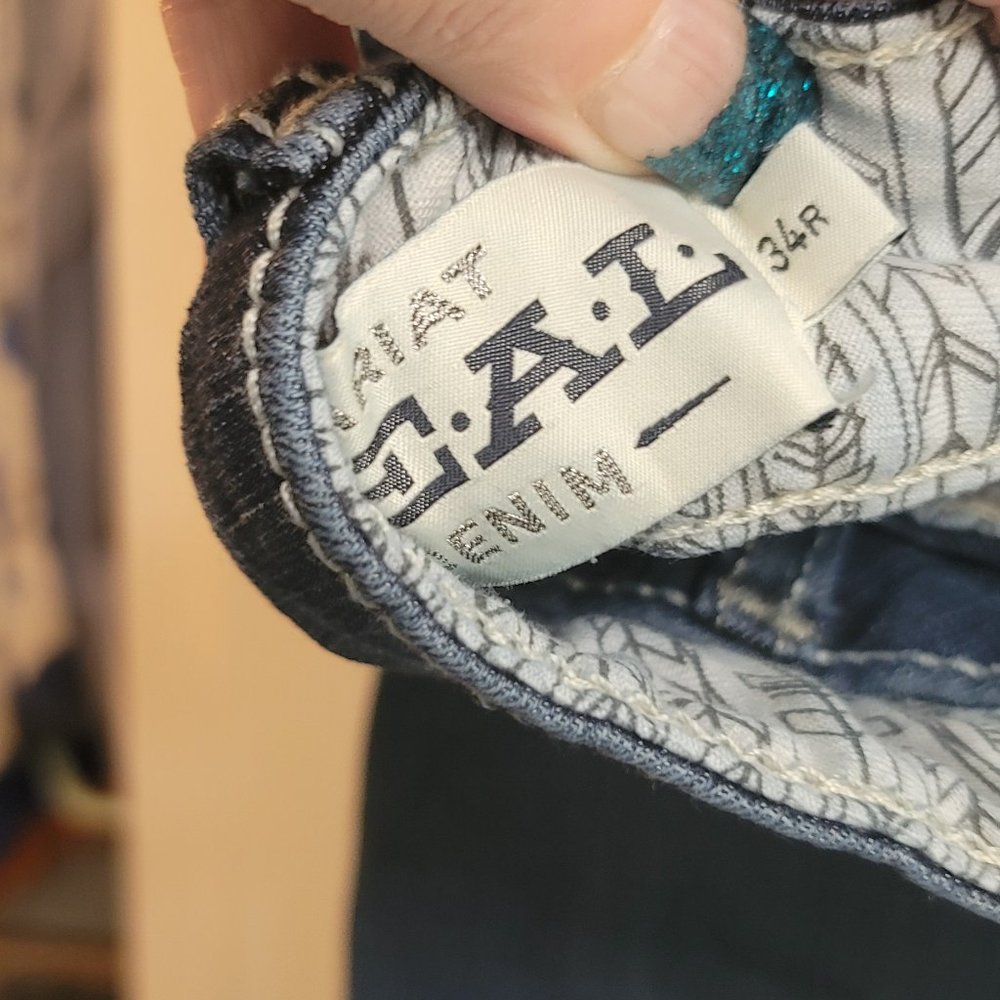 Ariat 34R denim jeans